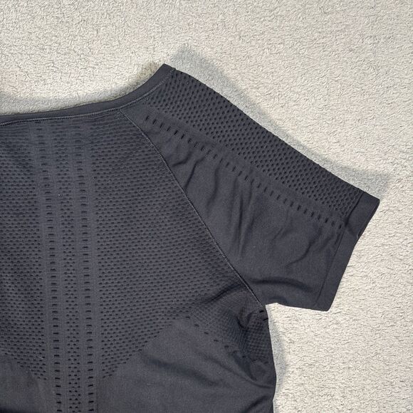 Athleta Foothill T Shirt Women’s Size S Black Vented Workout Outdoors Yoga Basic - Picture 12 of 13
